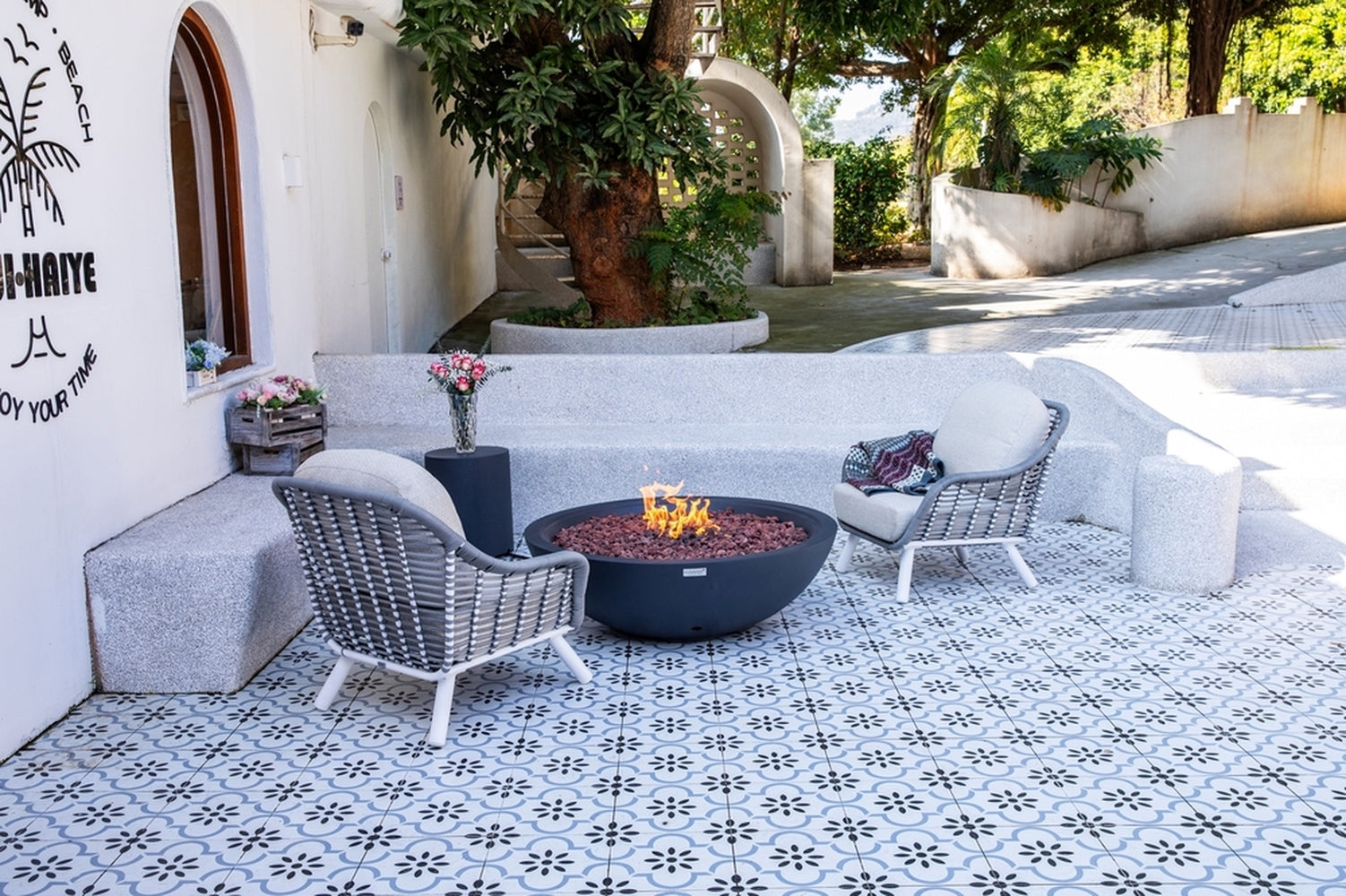 Sol Living Plus Rose Bowl Fire Pit, 48 x 48 Inches