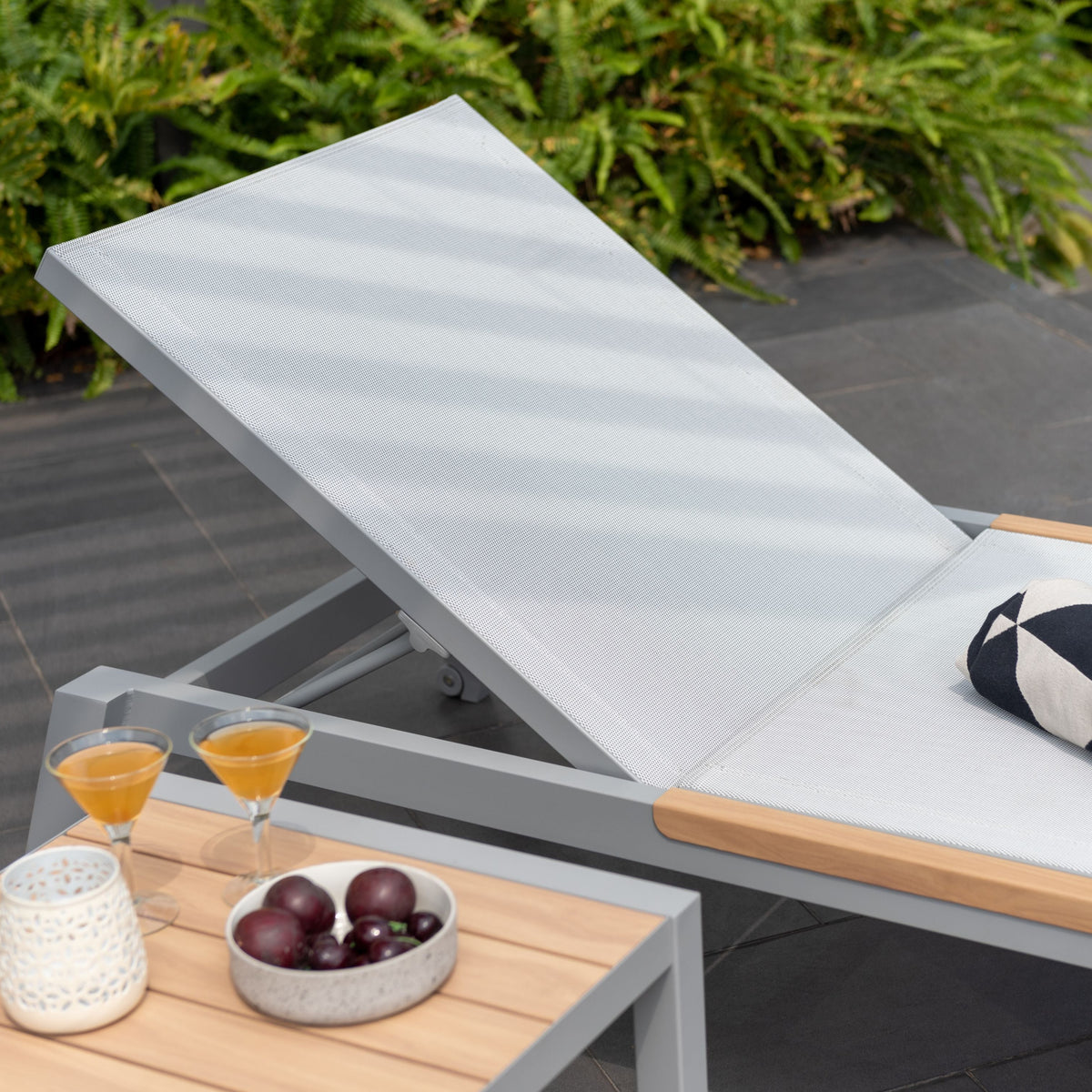Panama Light Sun Lounger - 1pc
