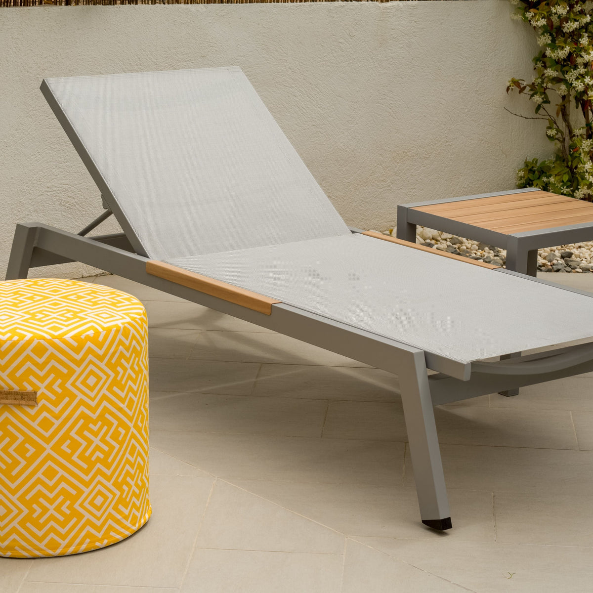 Panama Light Sun Lounger - 1pc