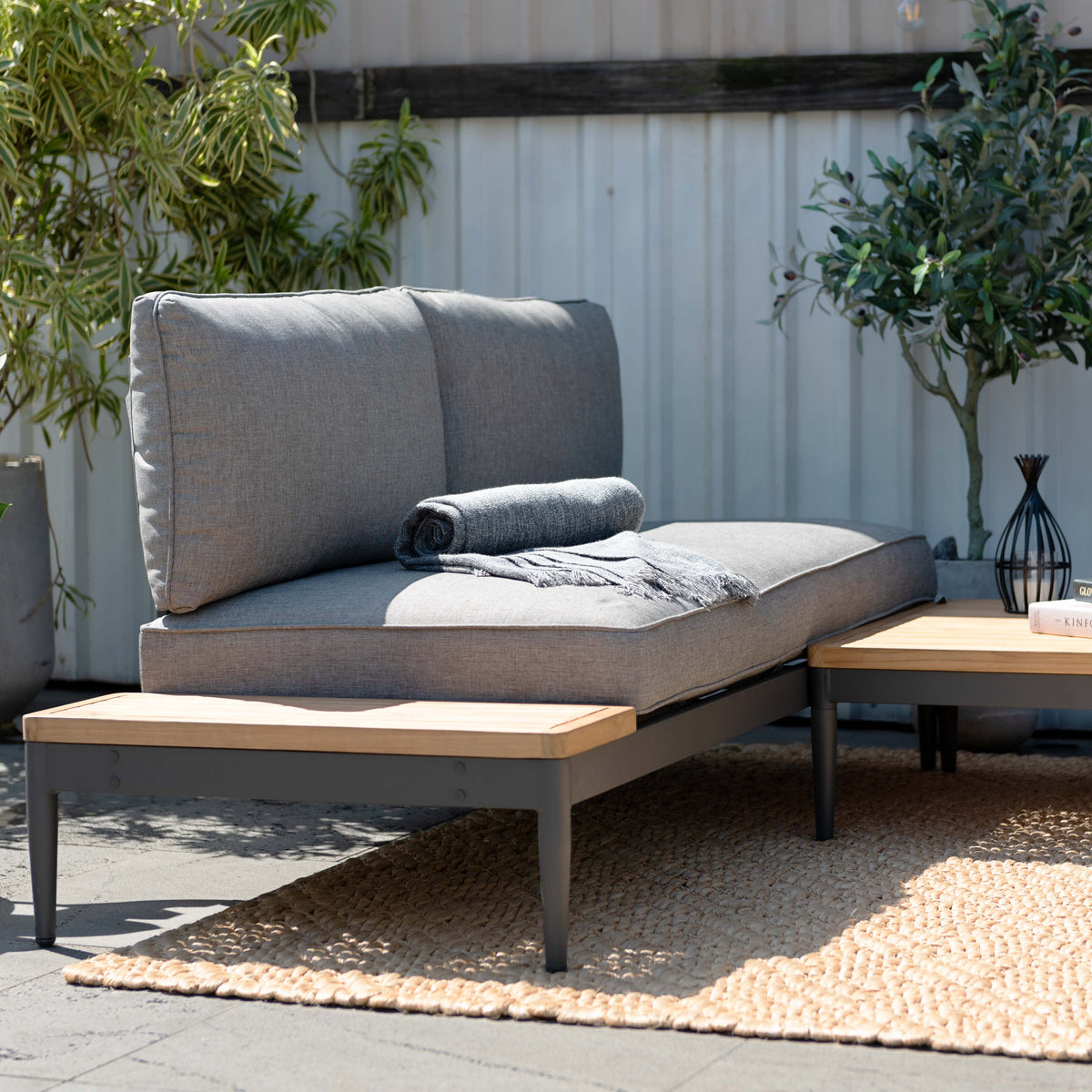 Topaz 4pc Seating Set