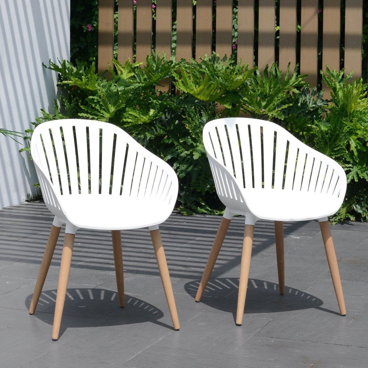 Nassau Chairs Resin and Wood - 4 Piece