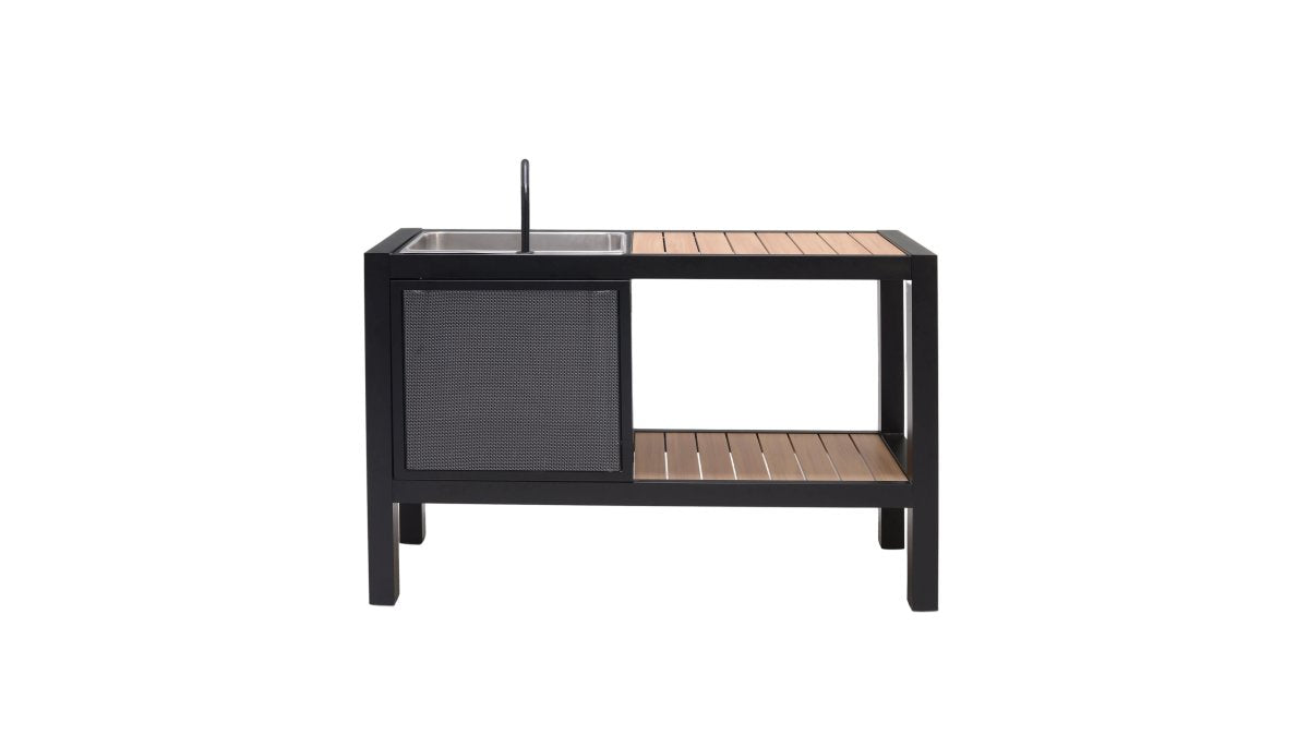 Planning a Luxury Outdoor Kitchen Layout: 2026 Guide