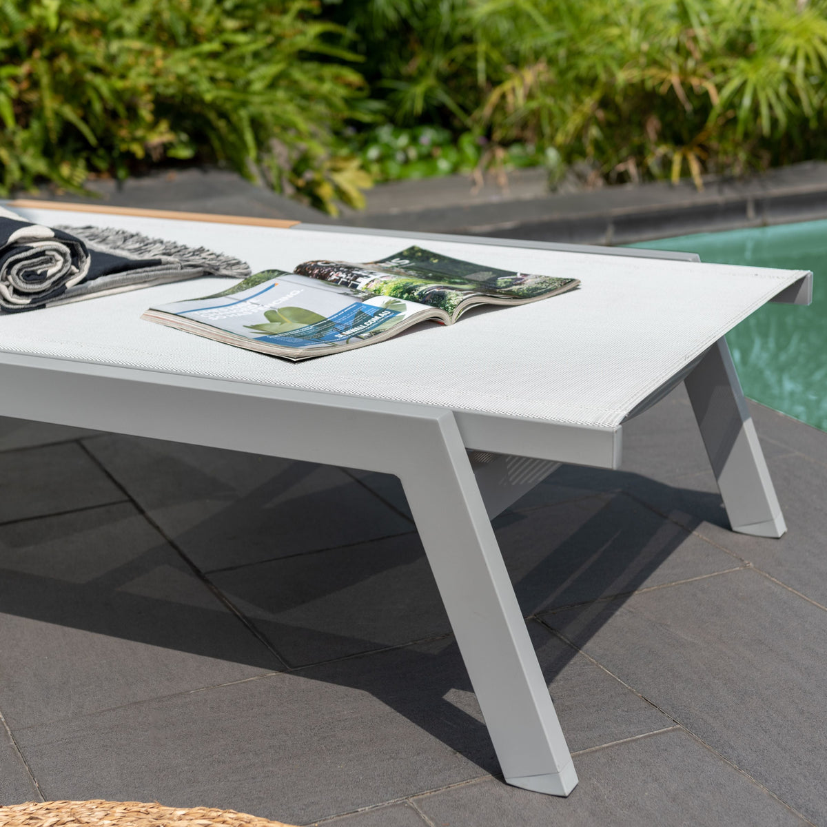 Panama Light Sun Lounger - 1pc