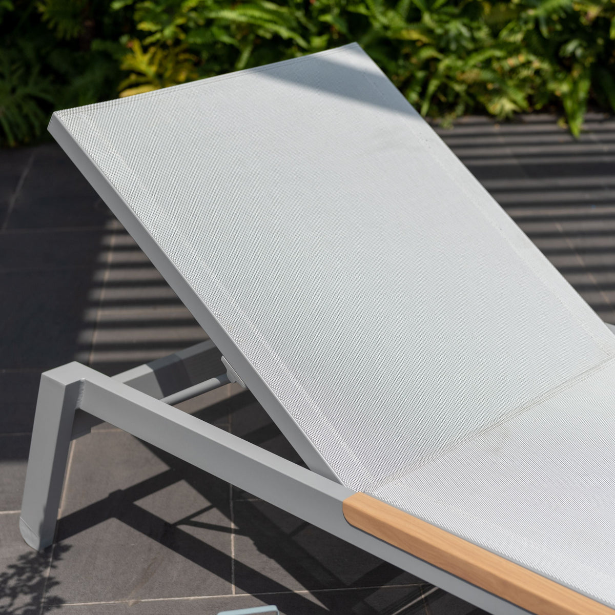 Panama Light Sun Lounger - 1pc