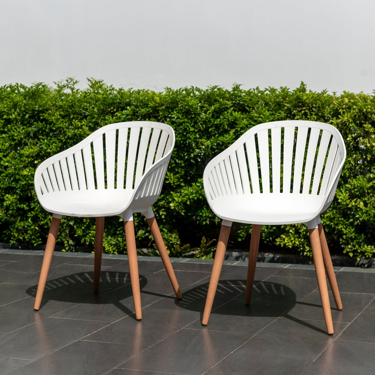 Leyland Table and Nassau White Armchairs Dining Set